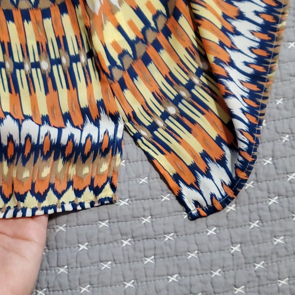 Multi colored Blouse - Picture 3 of 3